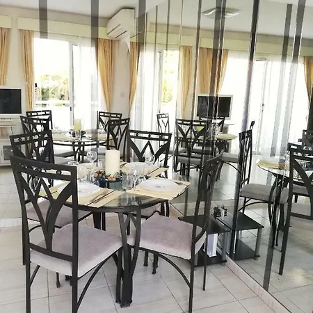 Savvy Style Apartment Larnaka